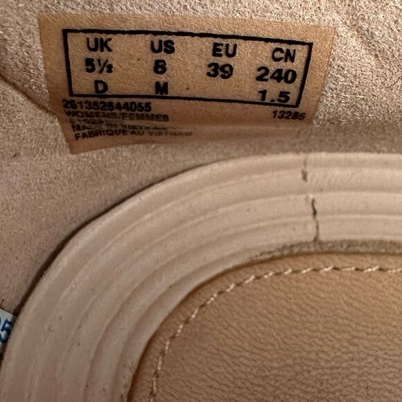 CLARKS Trigenic Flex Shoe 8 - Picture 5 of 8